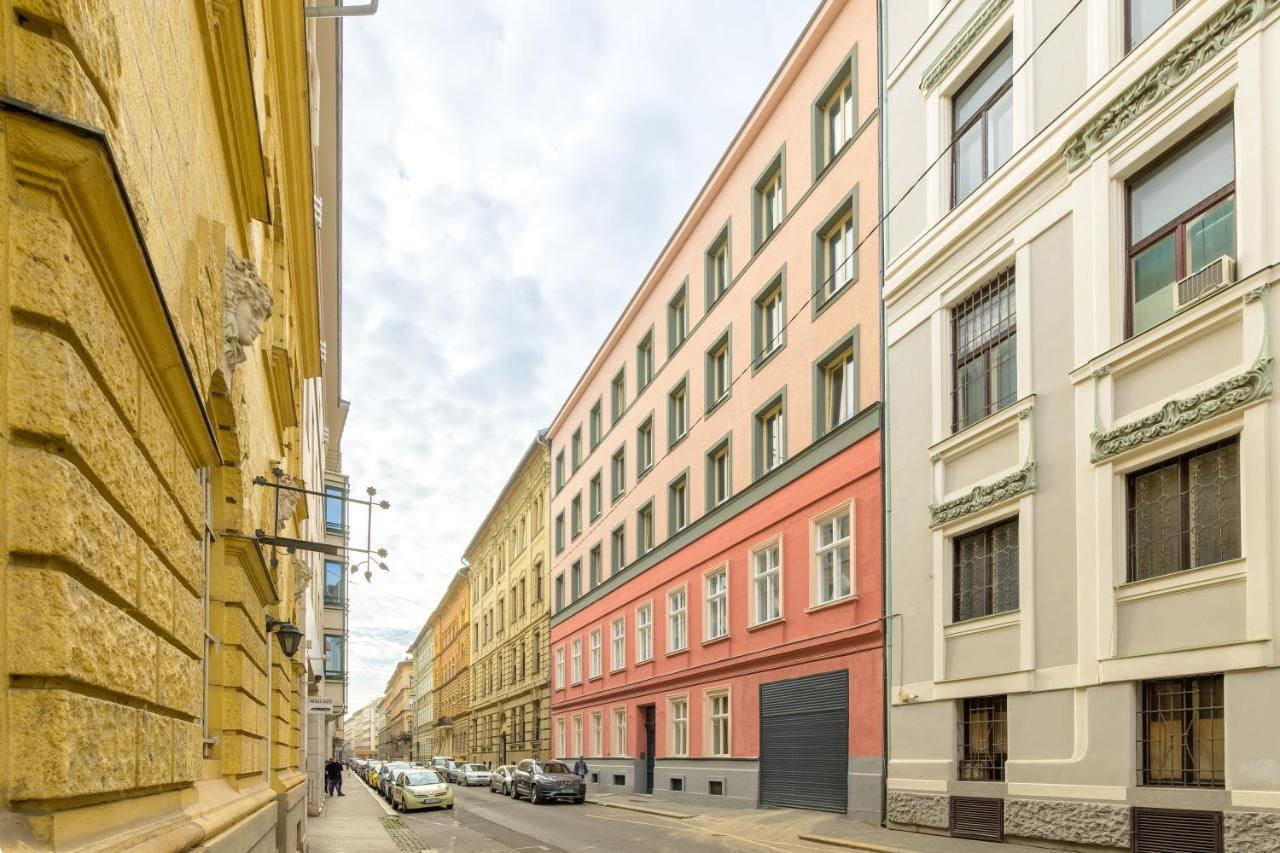 Millenium Spa Island Budapeste Exterior foto